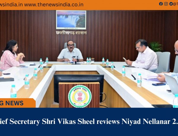 Chief Secretary Shri Vikas Sheel reviews Niyad Nellanar 2.0