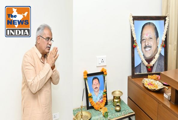 The Chief Minister paid his tribute to the Late Captain Mr. Gopal Krishna Panda after visiting the latter’s home