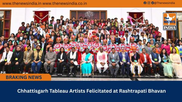  Chhattisgarh Tableau Artists Felicitated at Rashtrapati Bhavan
