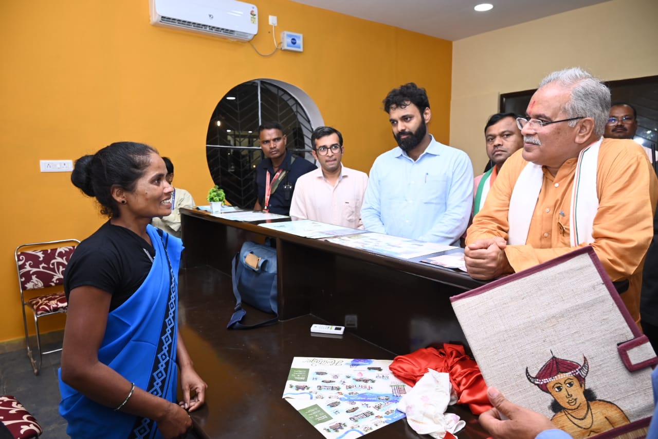 Once Dasmi was a Naxalite, now working as a Receptionist in a resort