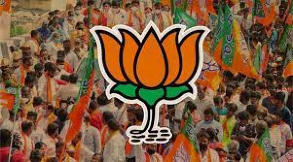 Himachal Pradesh : BJP names candidates for 62 seats, drops 11 sitting MLAs