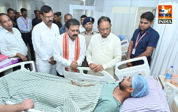  Unwavering Spirit of the Jawan injured in Naxal Encounter, Says: 'Once Recovered, I Will Fight Again'