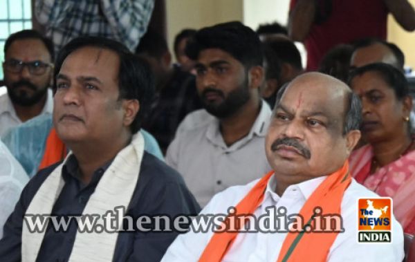  Chief Minister Participates in Prime Minister Narendra Modi's 'Mann Ki Baat' Program