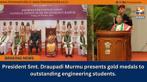 President Smt. Draupadi Murmu presents gold medals to outstanding engineering students.