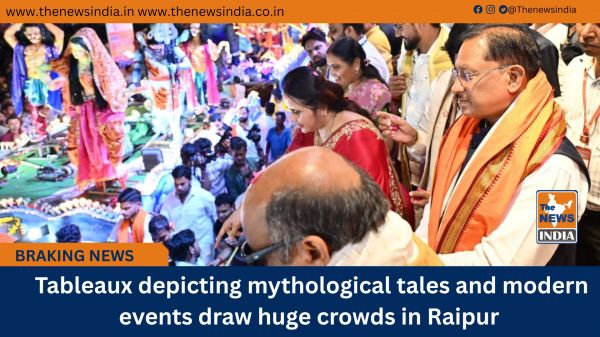  Tableaux depicting mythological tales and modern events draw huge crowds in Raipur