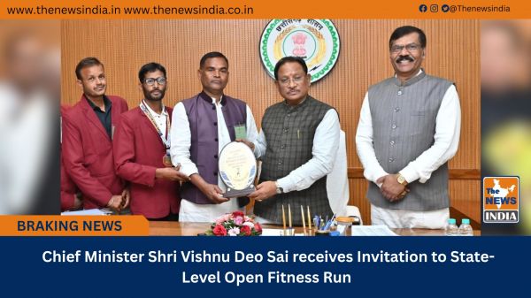  Chief Minister Shri Vishnu Deo Sai receives Invitation to State-Level Open Fitness Run