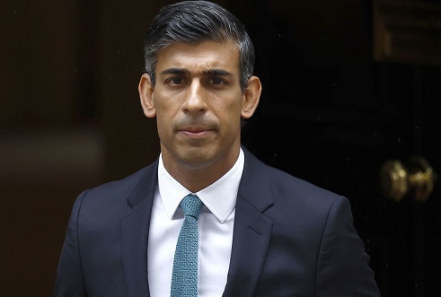  Rishi Sunak's Trans Jibe Backfires With Murdered Teens Mother In Commons